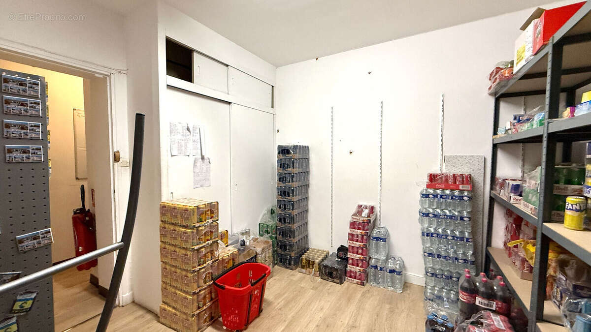 Commerce à PORTES-LES-VALENCE