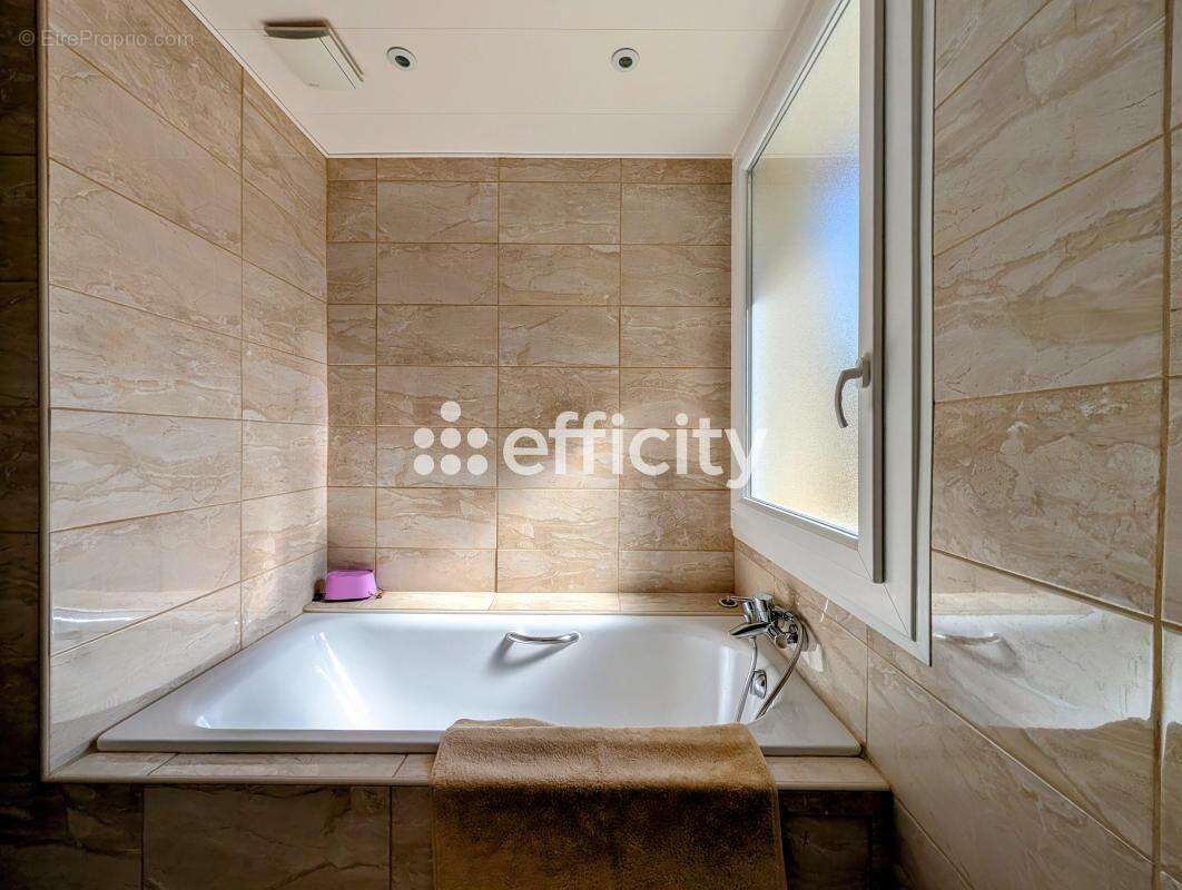 Appartement - photo 11
