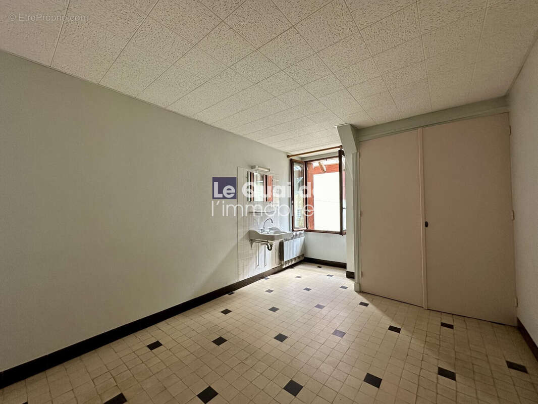 Maison à LA TERRASSE