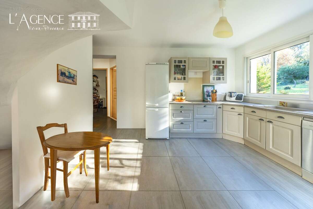 Maison à SAINT-CANNAT