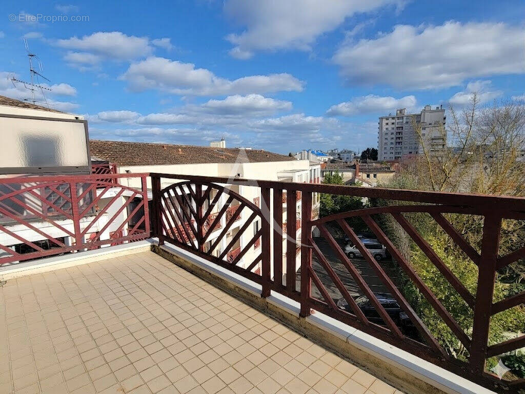 Appartement à BORDEAUX