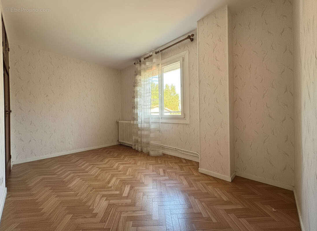 n°2 - Maison à SAINT-EGREVE