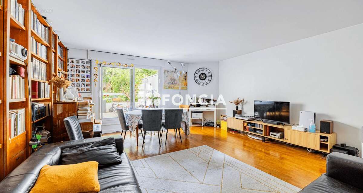 Appartement à PARIS-12E