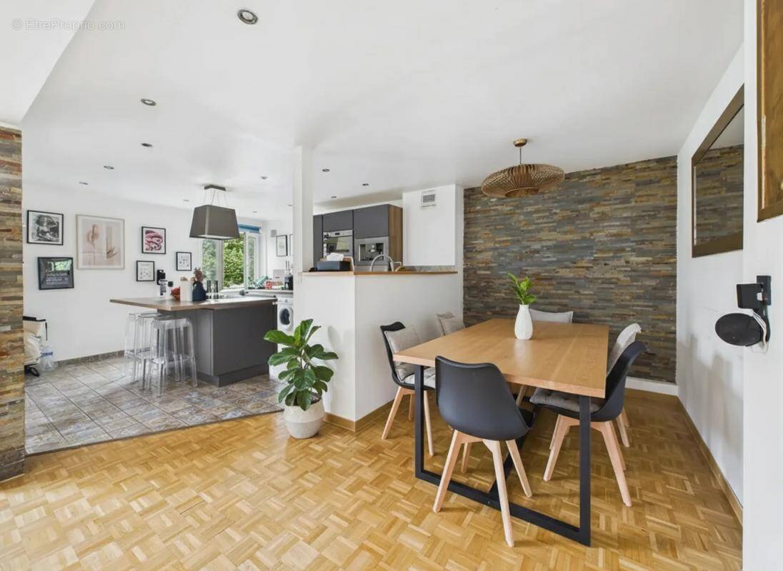 Appartement à BAGNEUX