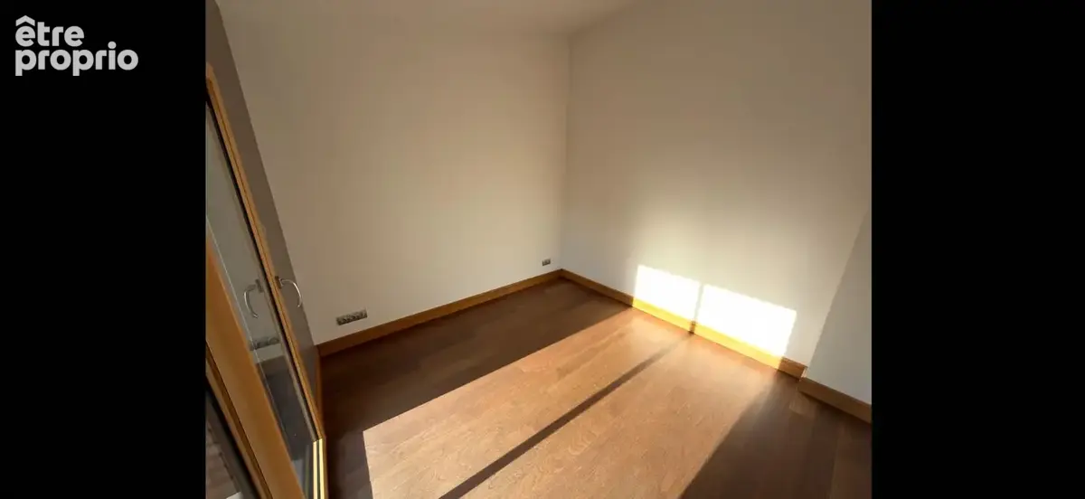 Appartement Croix 3 pièce(s) 53m2 - photo 3