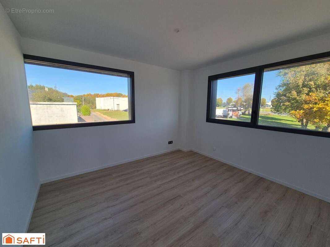 Photo 4 - Appartement à LANDIVISIAU