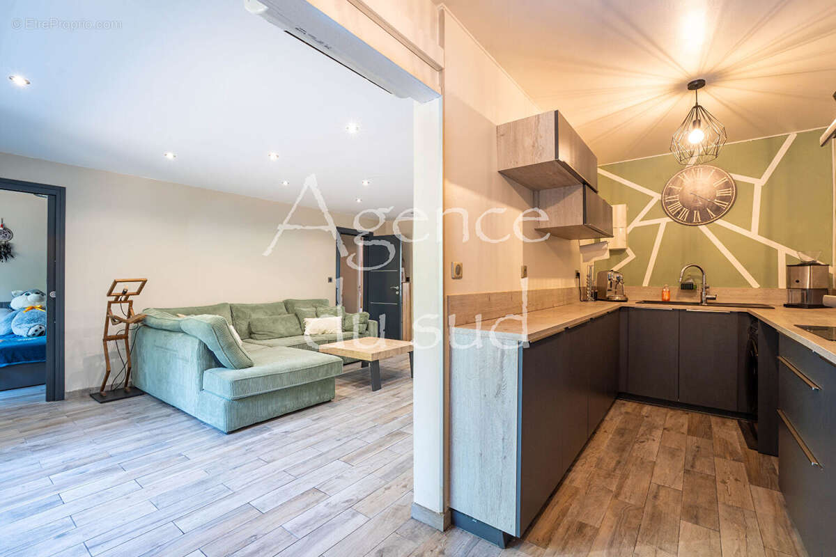 Appartement Marseille 4 pièces 91.67 m² - photo 9