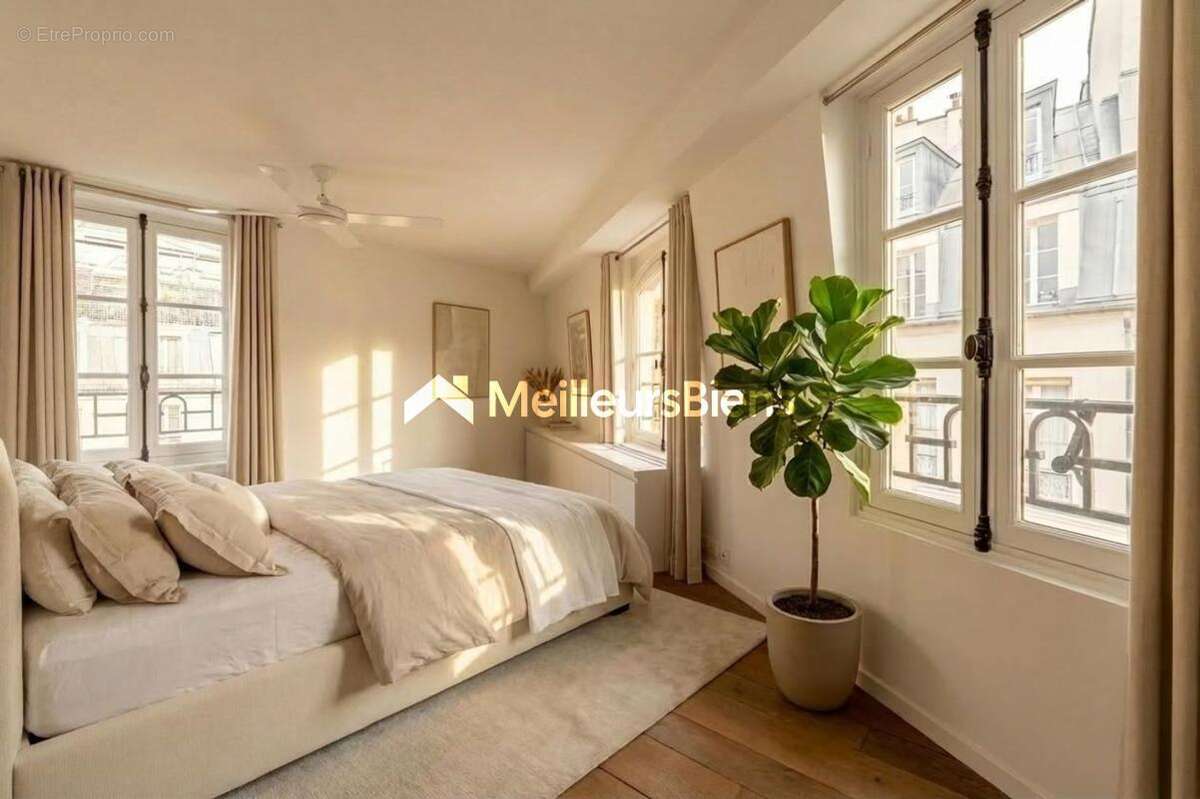 Appartement à PARIS-2E