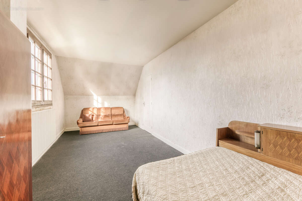 Maison à PONTAULT-COMBAULT