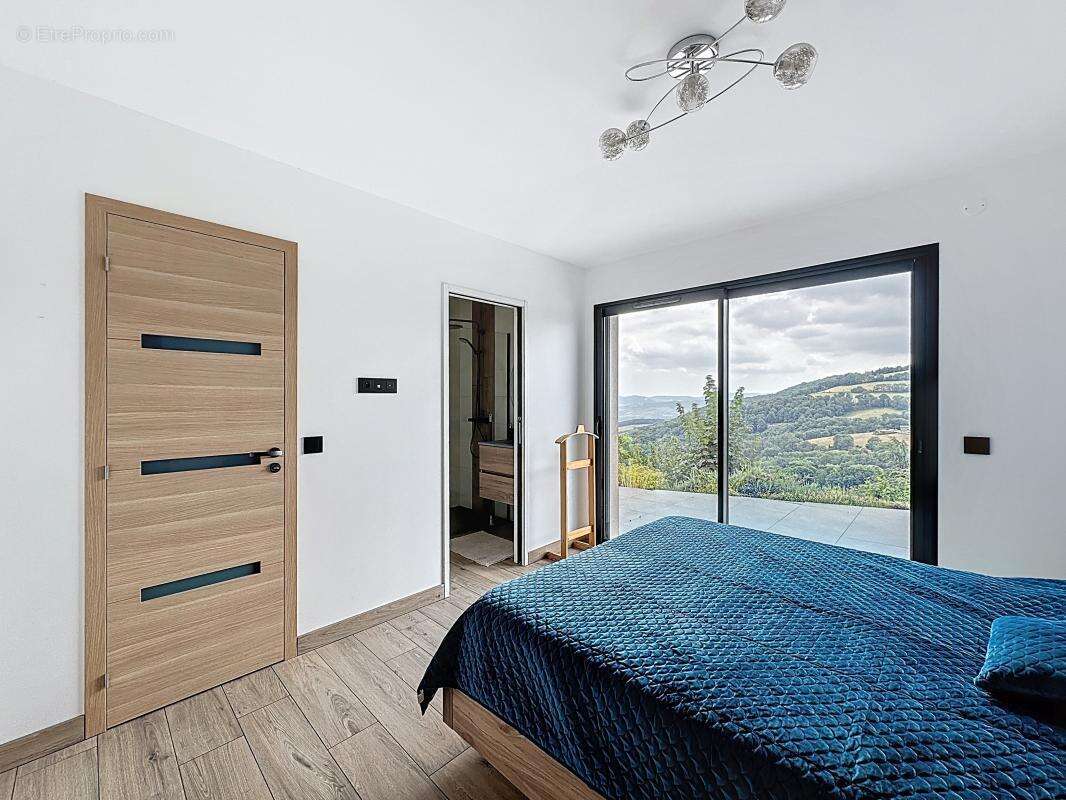 Maison à SAINTE-CATHERINE