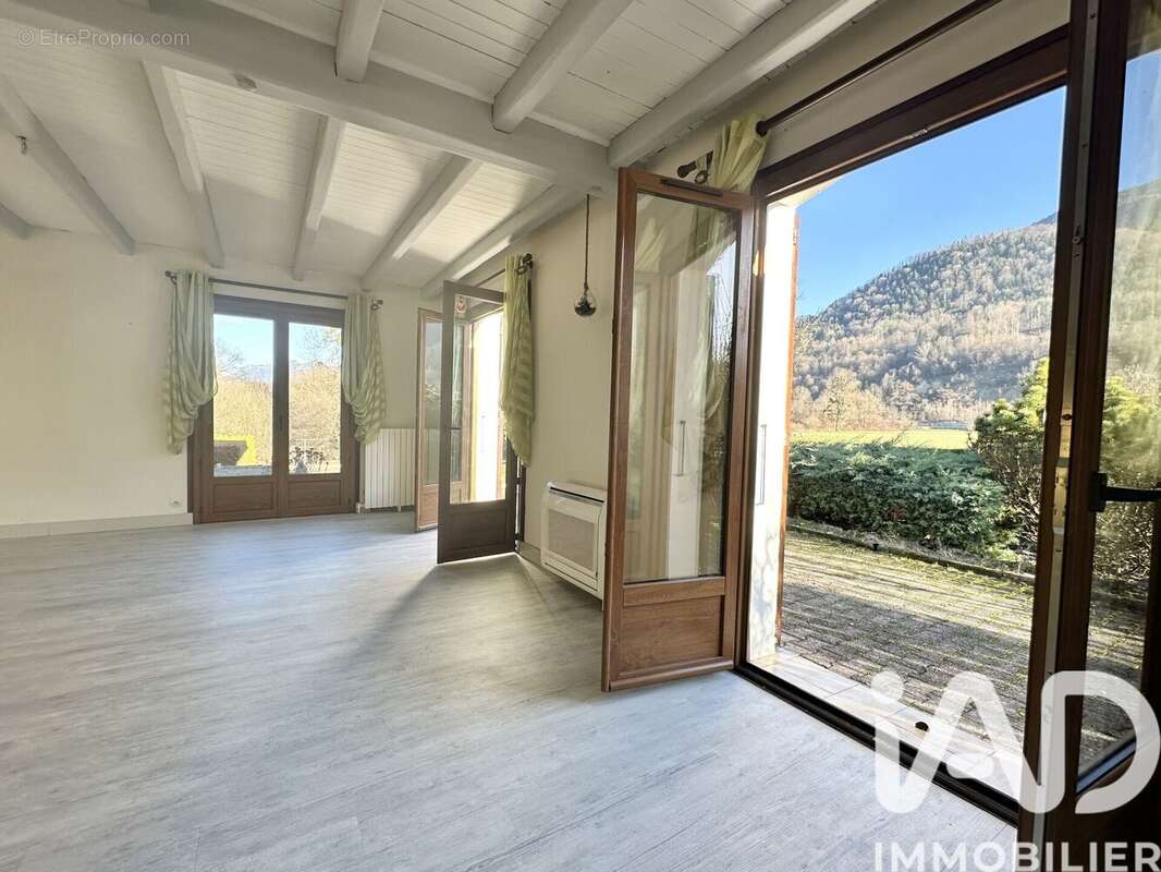 Photo 3 - Maison à SAINT-JOSEPH-DE-RIVIERE