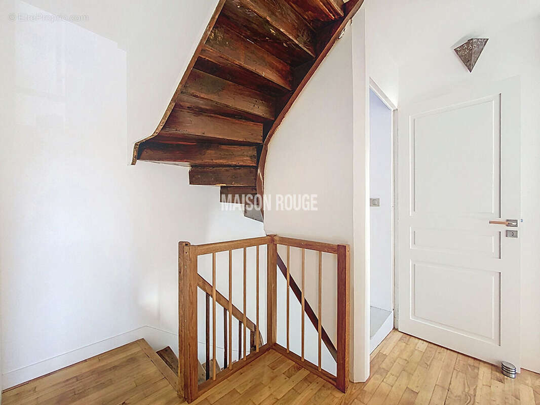 Maison à LA VICOMTE-SUR-RANCE