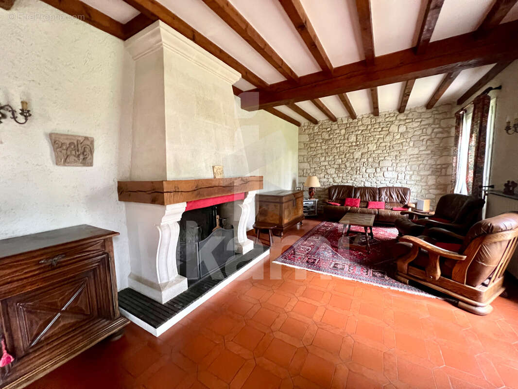 Maison à SIGOULES