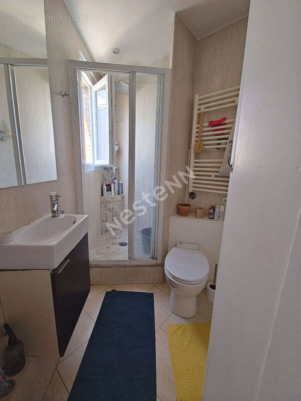 Appartement à PARIS-19E