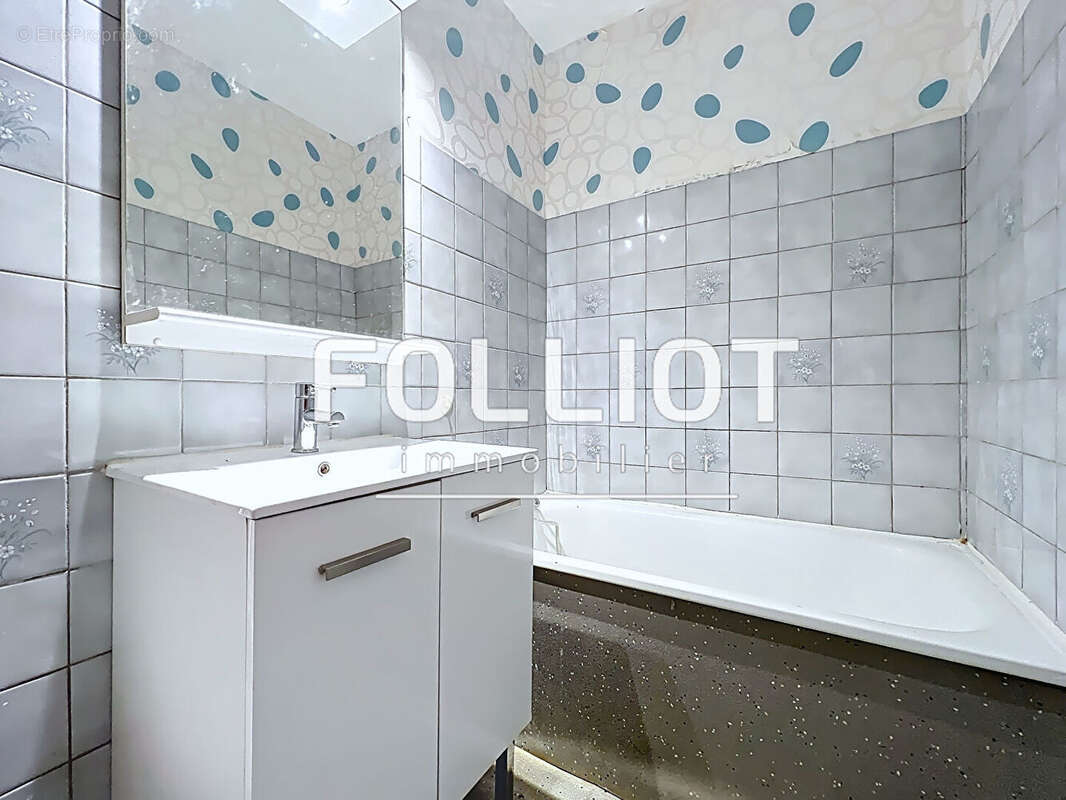 Maison à COLOMBELLES