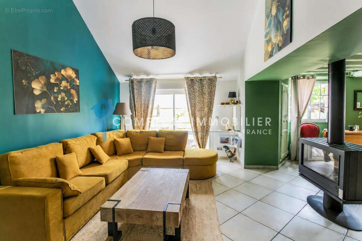 A vendre Dpt Eure (27) proche Pacy sur Eure maison de charme sur terrain de 1777 m2 - photo 3