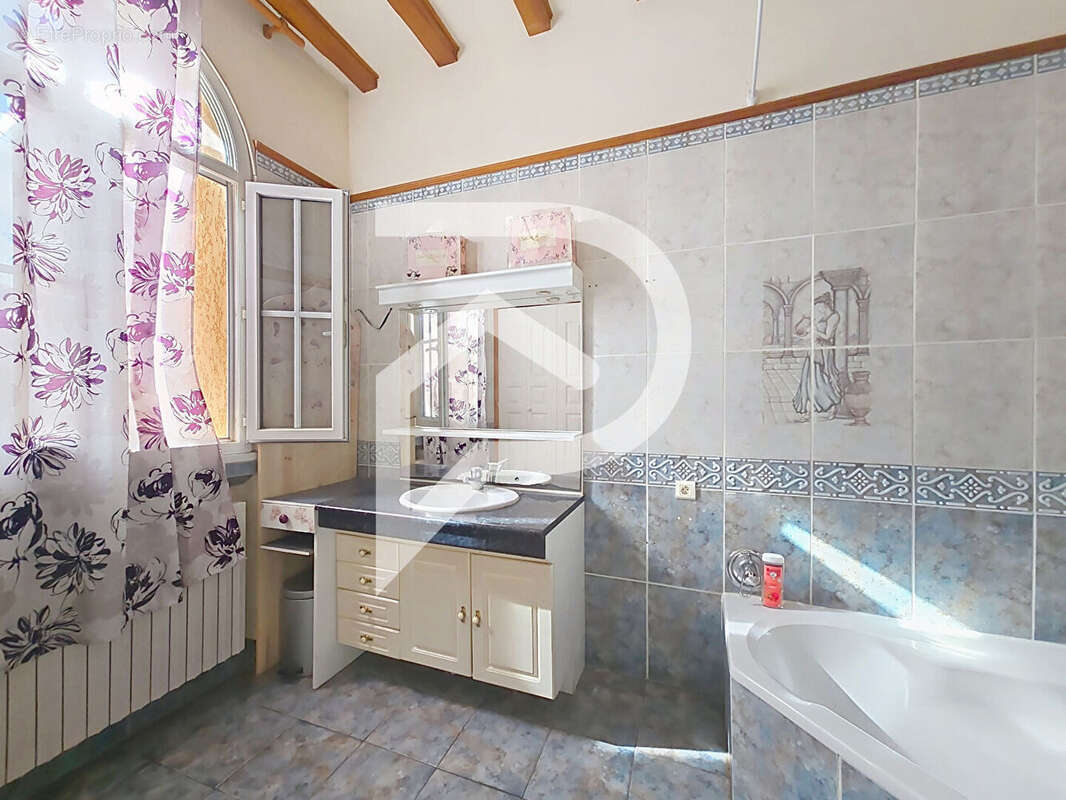 Maison T8 Coup de coeur avec volumes exceptionnels et appartement indépendant - Brax Centre - photo 6