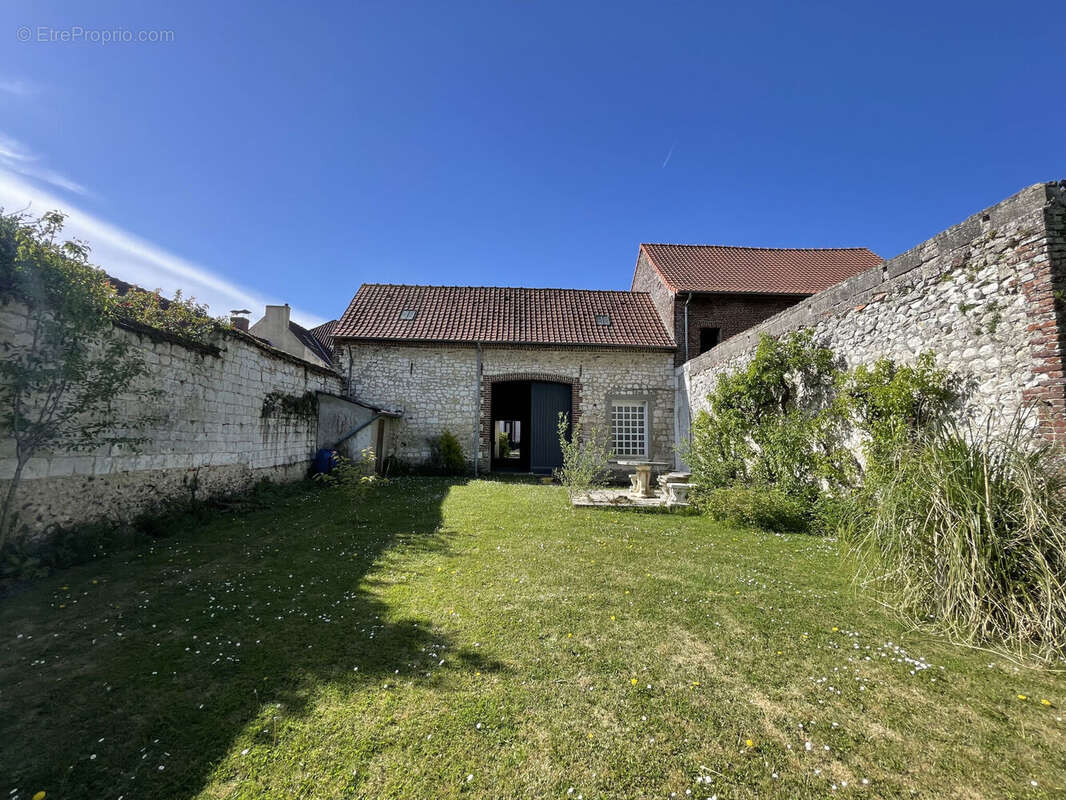 Maison 105 m² à Neuville-Sous-Montreuil  - photo 2