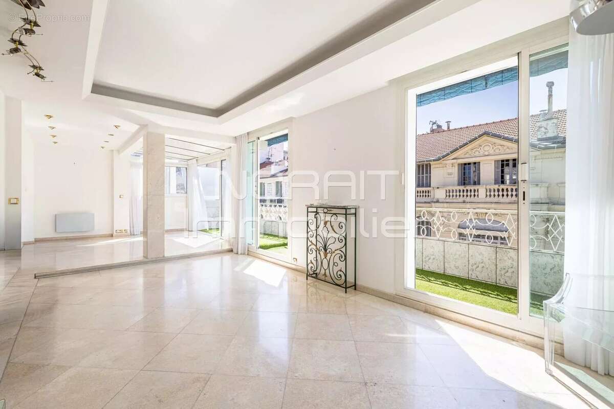 Appartement à NICE