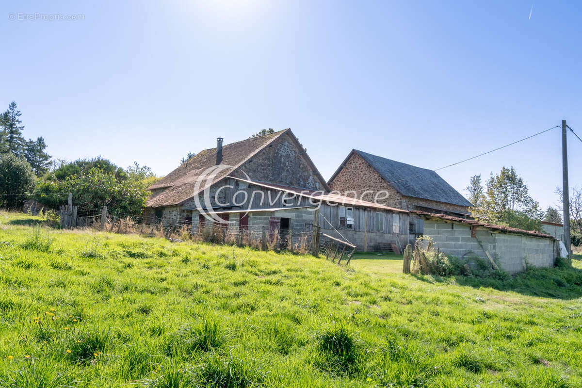 Maison à SAINT-PRIEST-LIGOURE