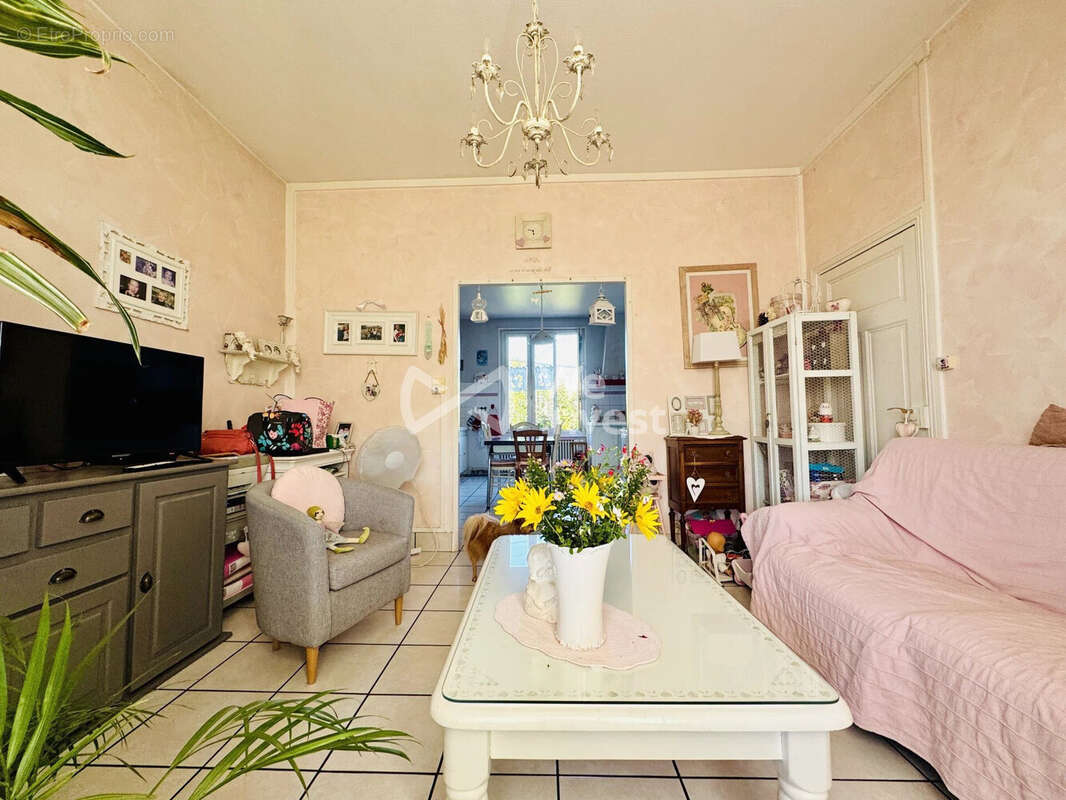 Maison 113 m² à Riom  - photo 4