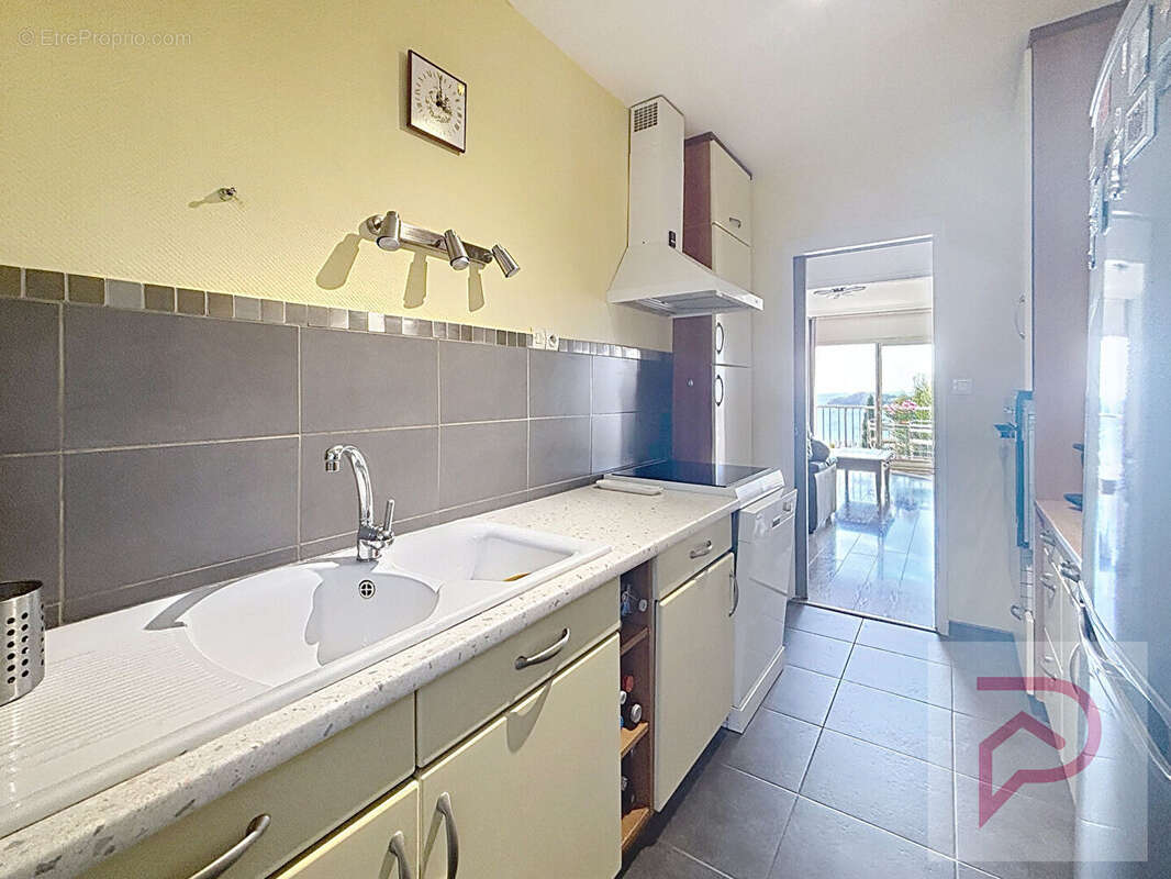 Appartement à SIX-FOURS-LES-PLAGES