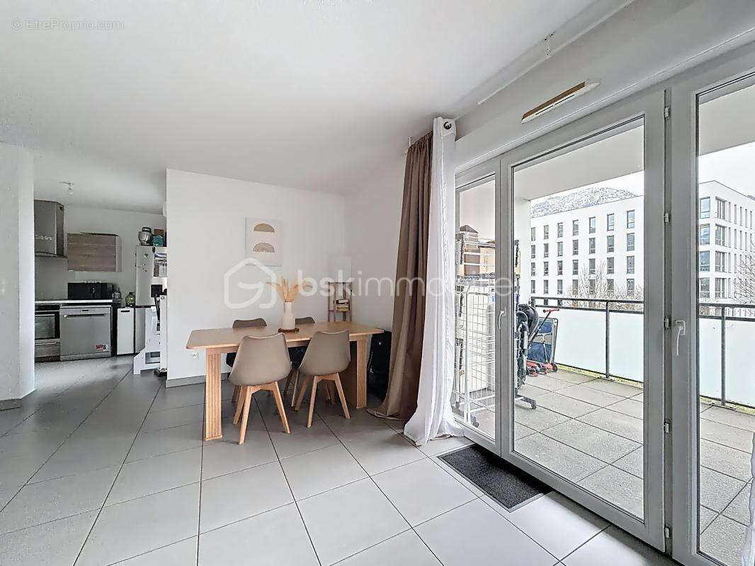 Appartement à ECHIROLLES