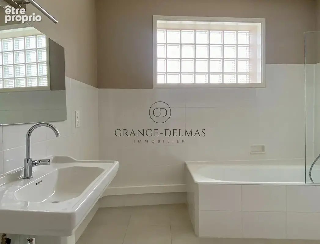 Appartement  DARCHAND avec ascenseur et garage - CAUDERAN CENTRE - photo 9
