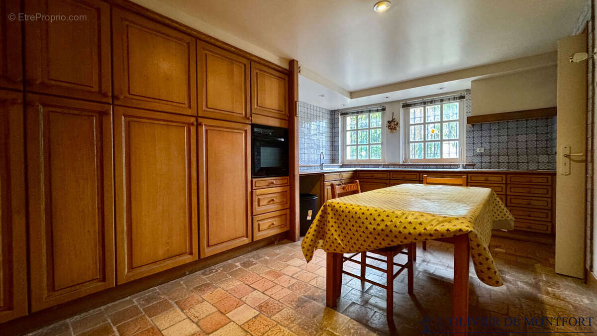 Maison à MONTFORT-L'AMAURY