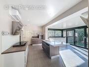 Maison à LES PAVILLONS-SOUS-BOIS