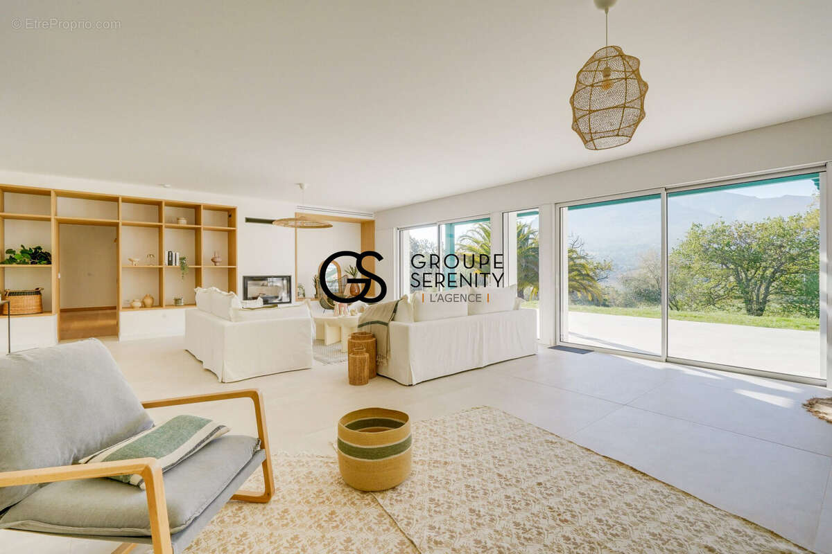 Maison à URRUGNE
