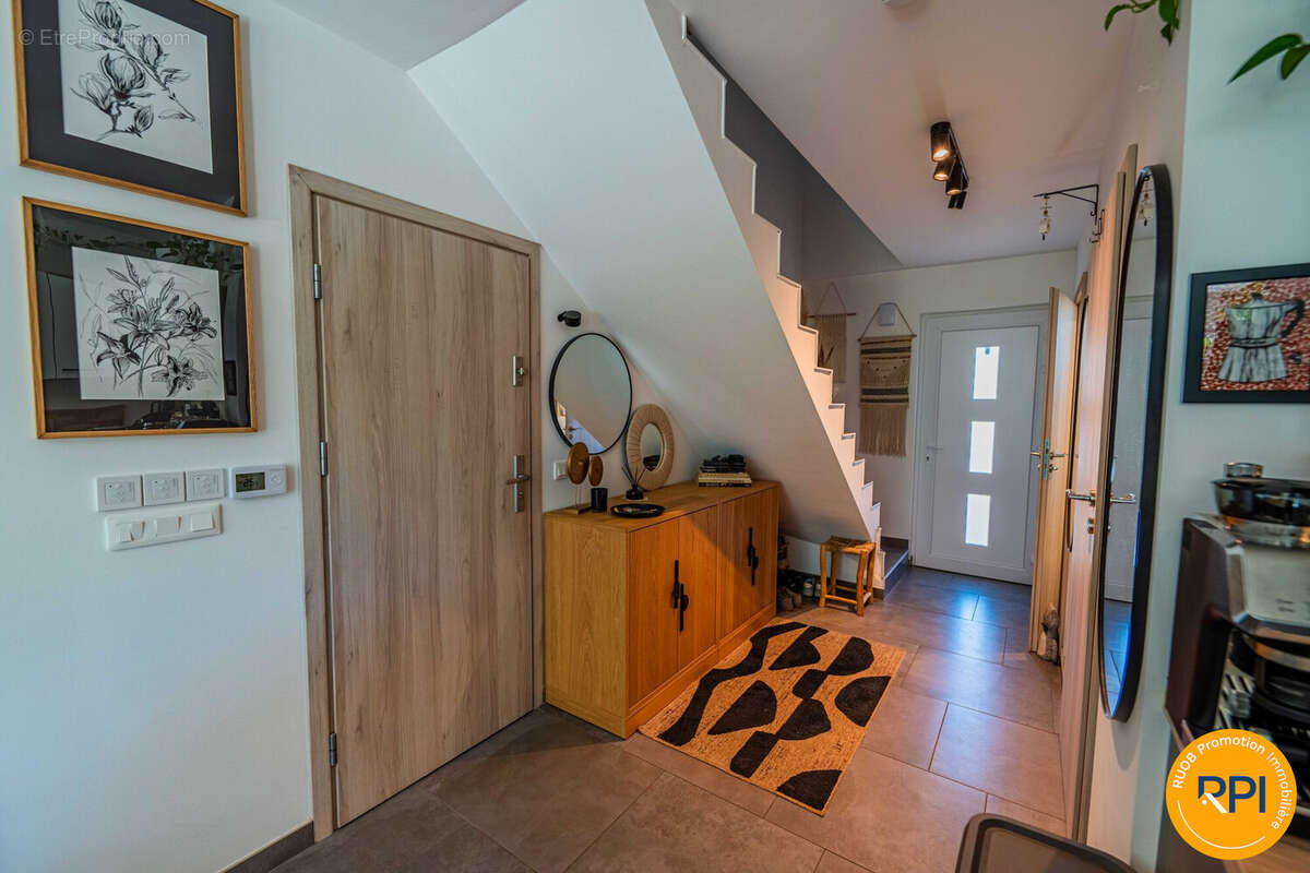 Maison 103 m² à Spicheren  - photo 6