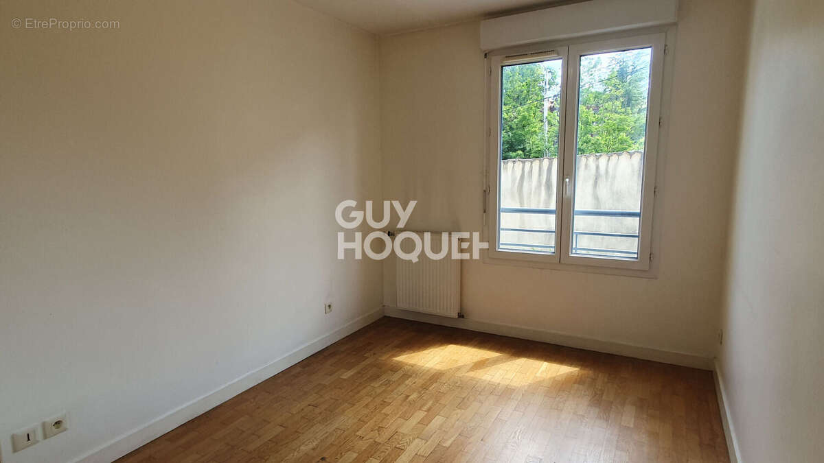 Appartement à OULLINS