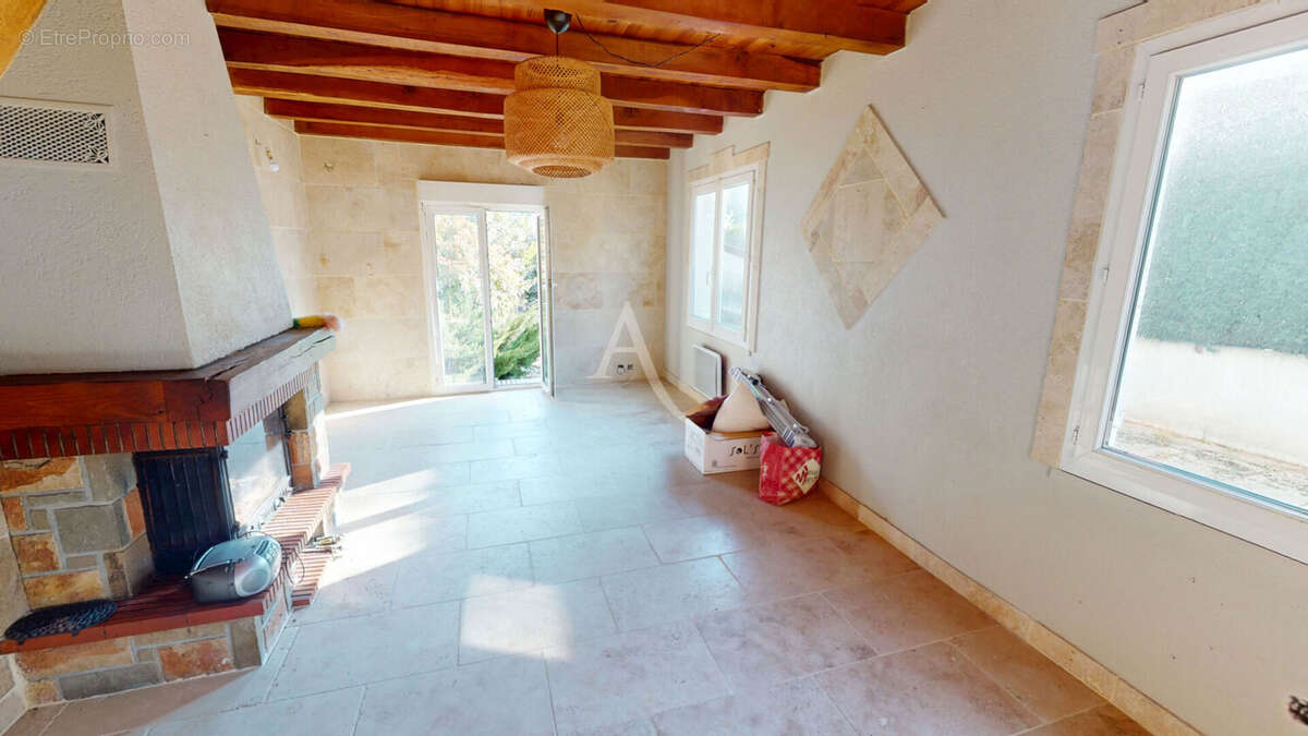 Terrain à LONGJUMEAU