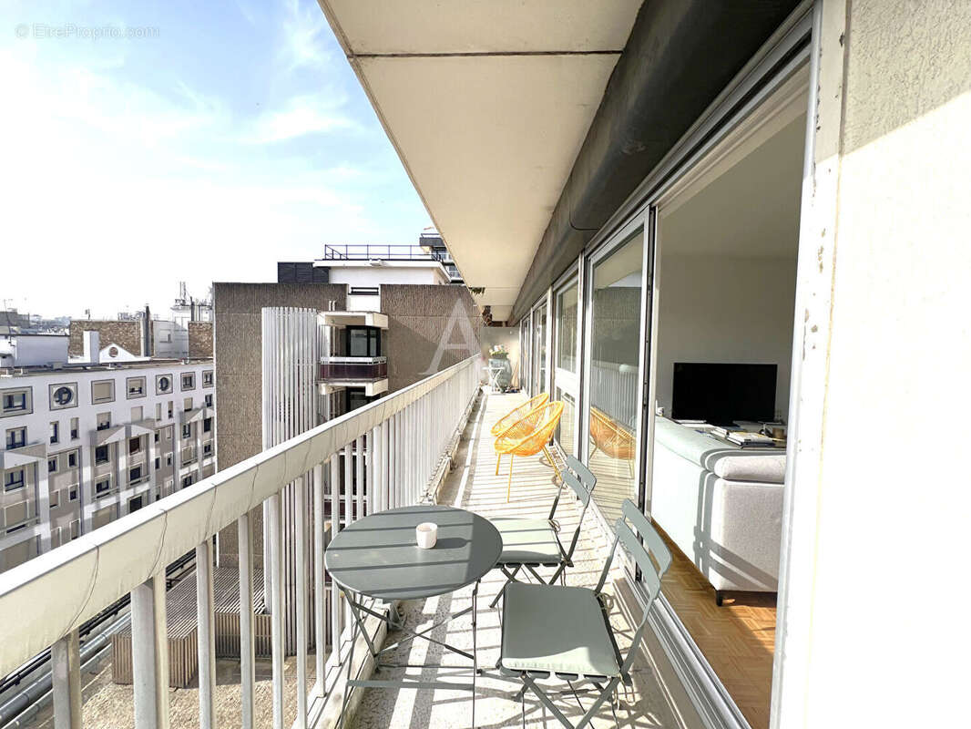 Appartement à PARIS-11E