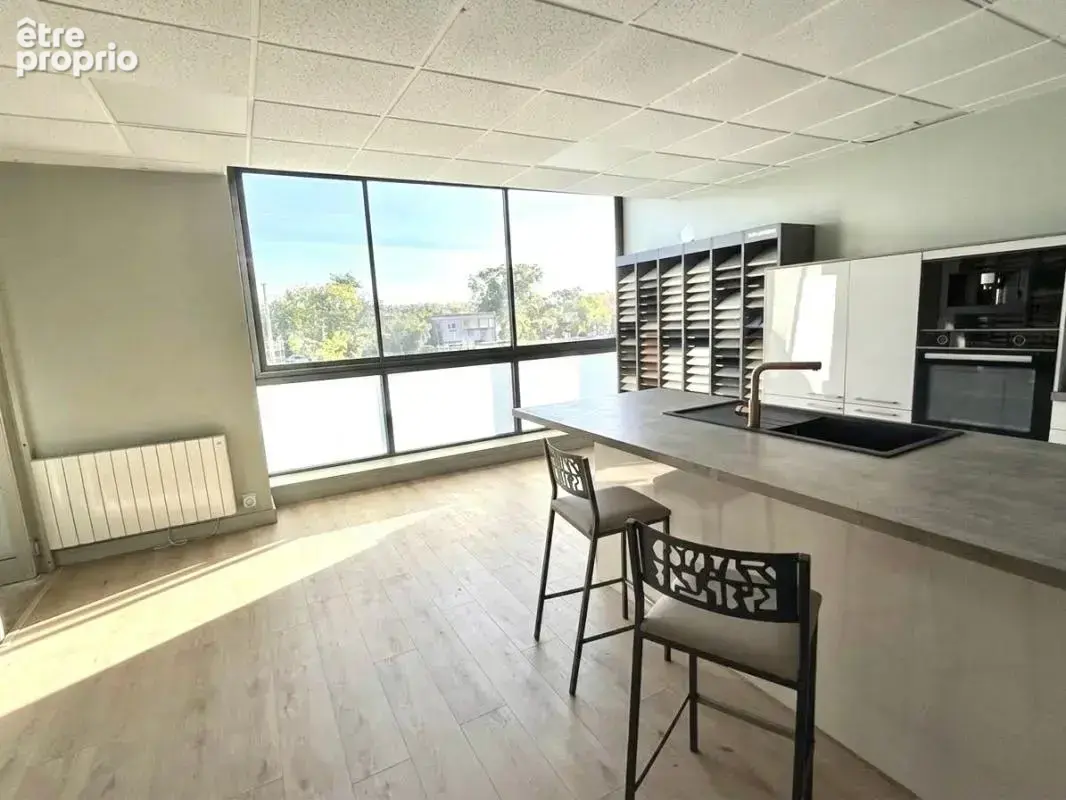 Bien Commercial À Vendre - photo 3