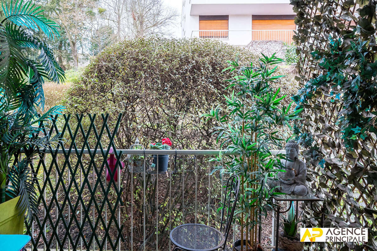 Appartement à LE MESNIL-LE-ROI