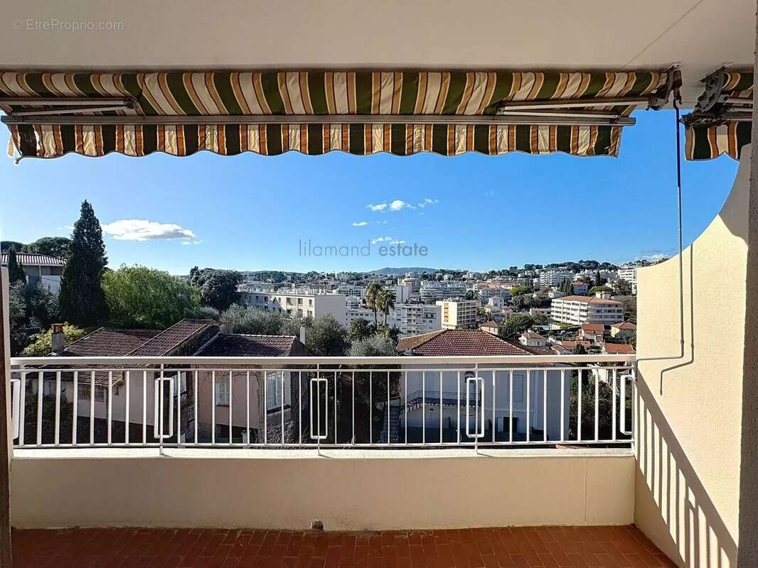 Appartement à LE CANNET