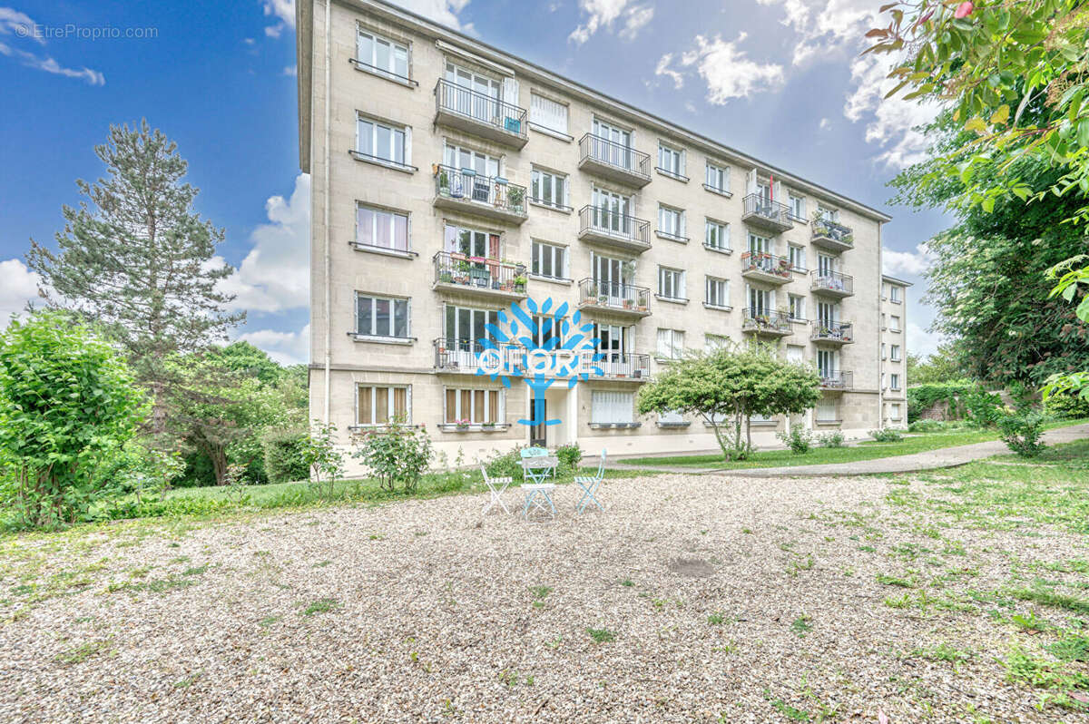 Appartement à SEVRES