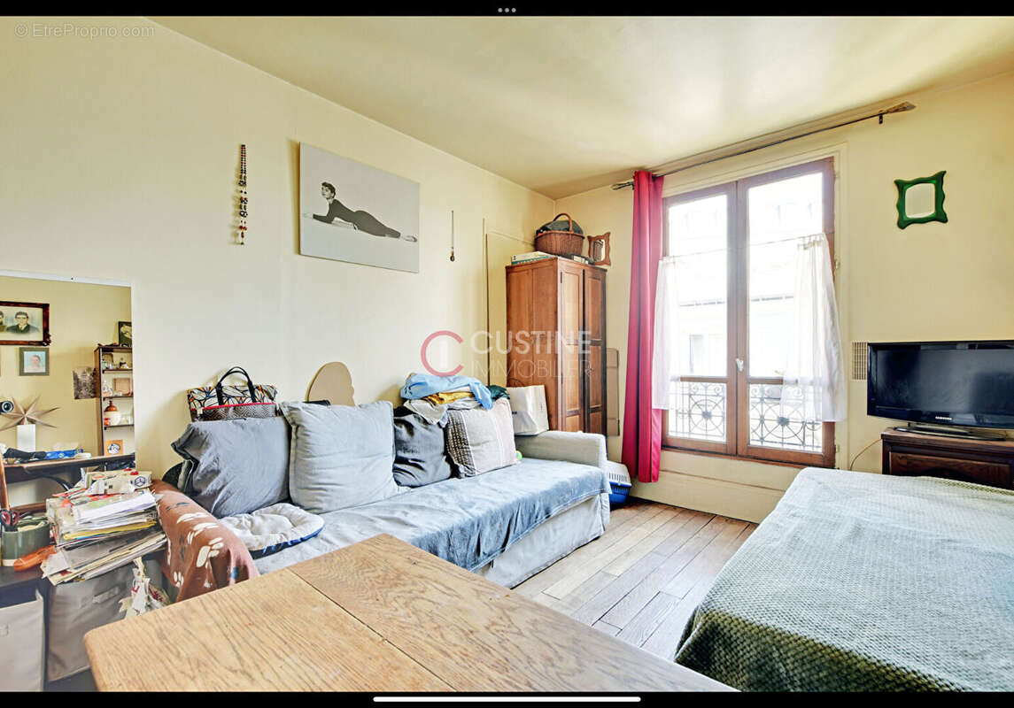 Appartement à PARIS-18E