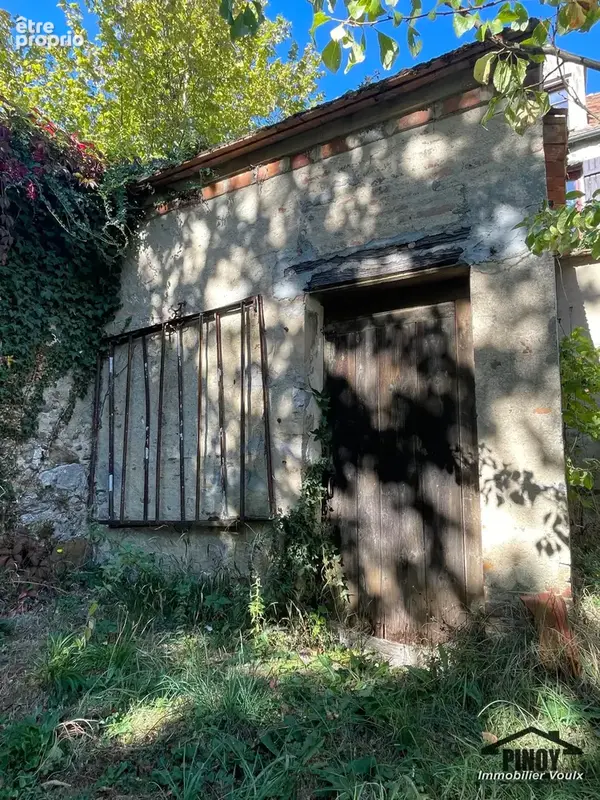 Au cœur de Voulx, un écrin clos de murs au beau potentiel de construction - photo 4