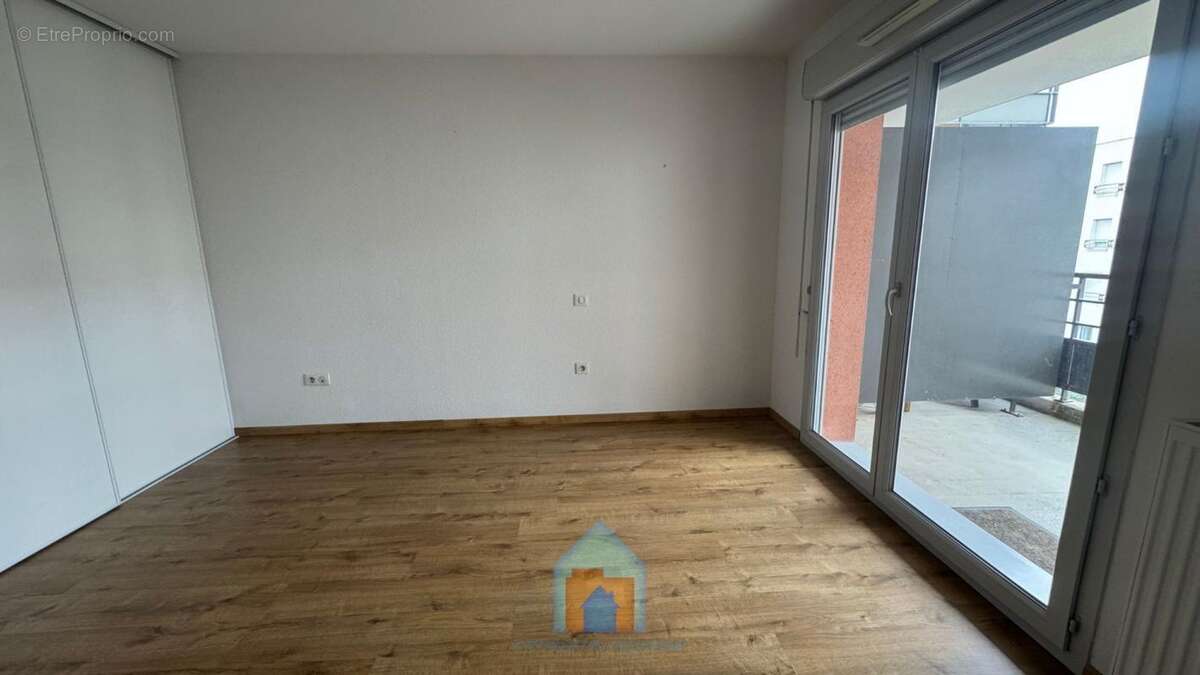 Appartement à CORNEBARRIEU