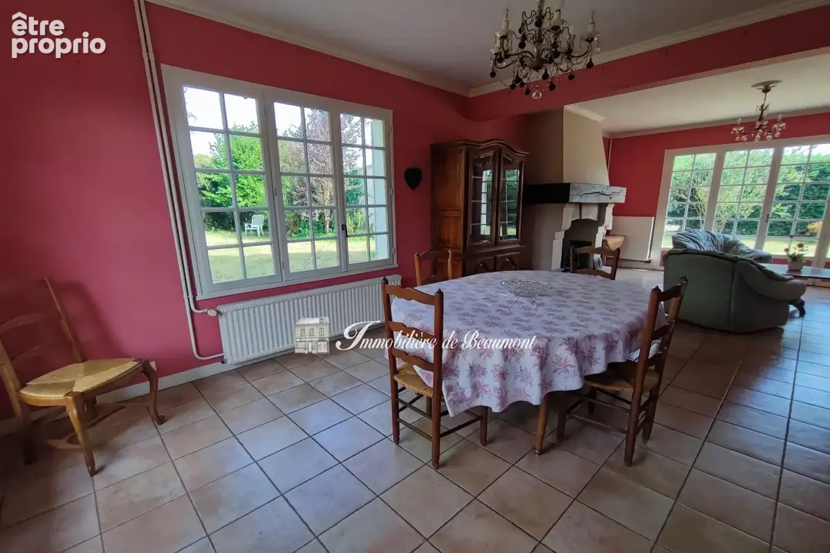 Maison 202 m² à Beaumont-Le-Roger  - photo 3