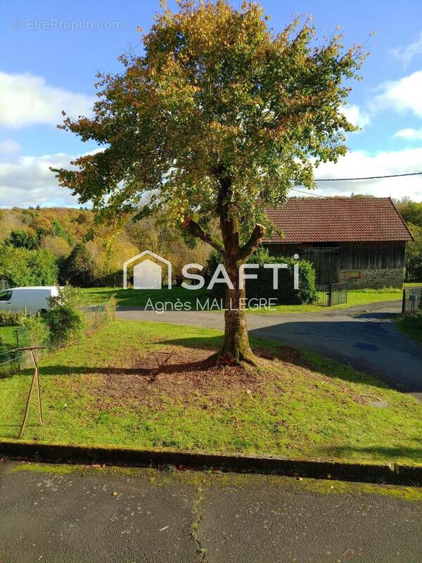 Photo 1 - Maison à VERNEUGHEOL