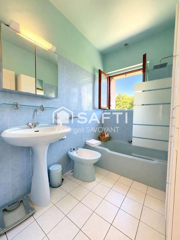 Maison 112 m² à Graissac  - photo 6