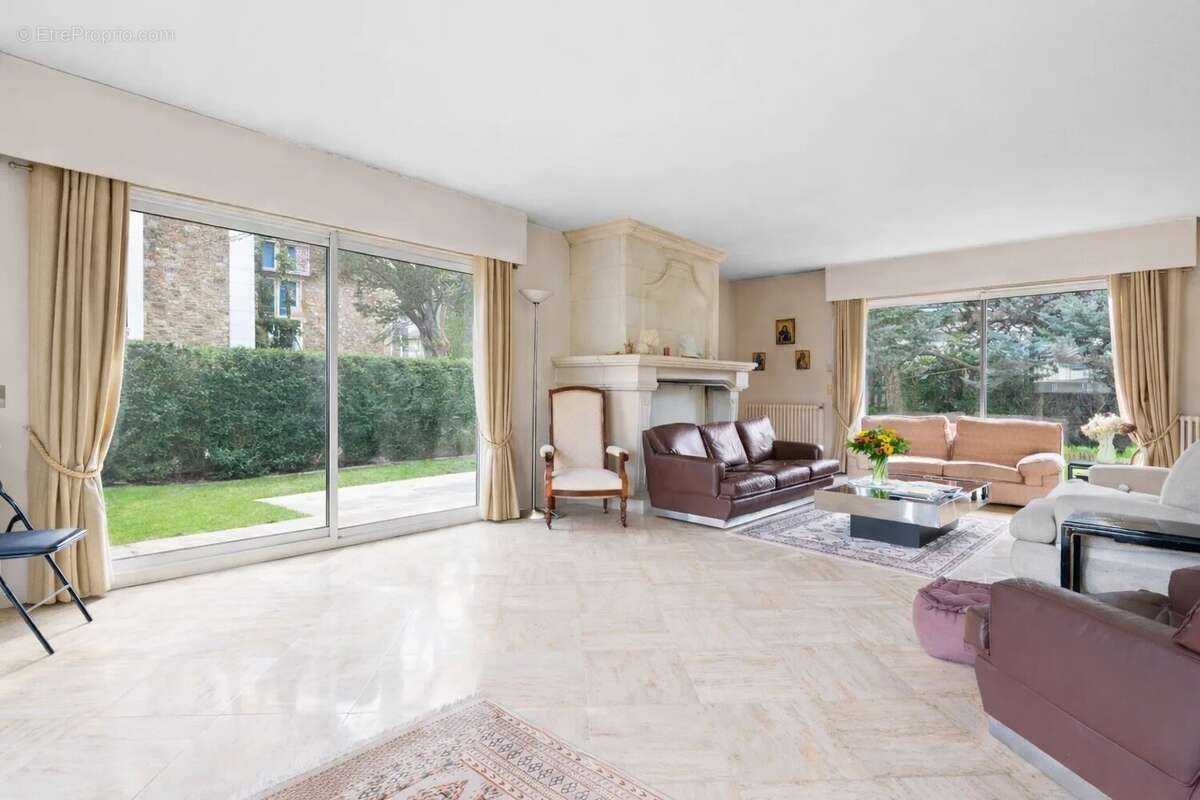 Maison à VAUCRESSON