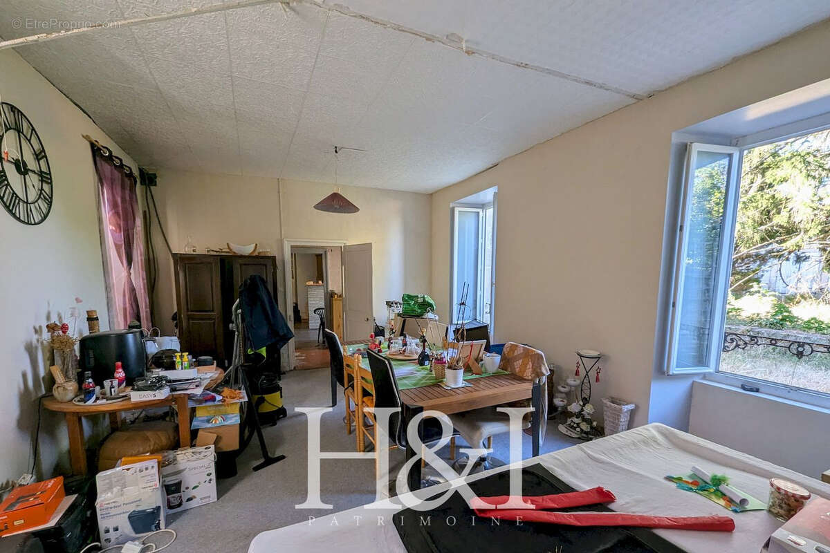 Maison ancienne à rénover, MIGNE-AUXANCES - photo 6