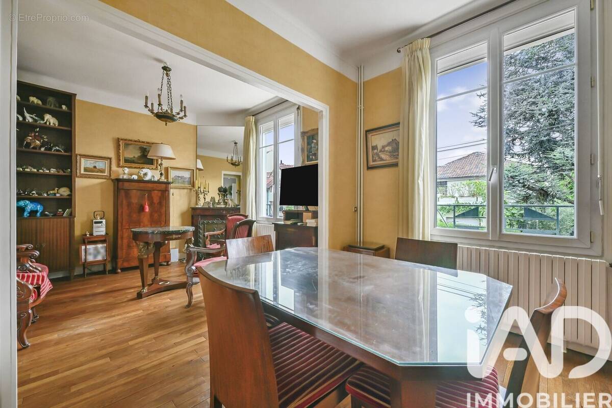 Photo 1 - Maison à LE CHESNAY