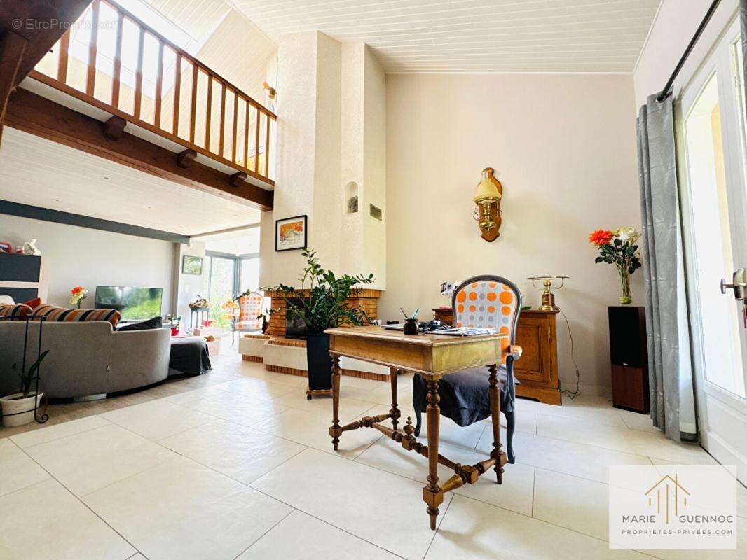 Maison familiale 146m2 6 pièces Basse-Goulaine - photo 7