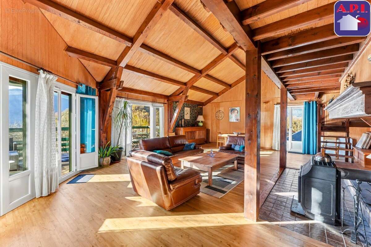 Maison à TARASCON-SUR-ARIEGE